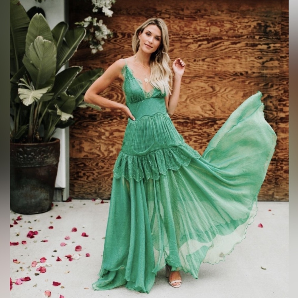 Elegant Green Maxi Dress